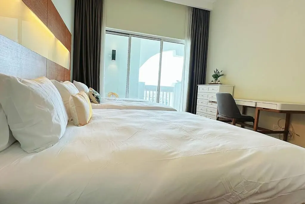 Straits Quay 1 Bedroom Elegant Suite - Infinity Seaview Tanjung Tokong