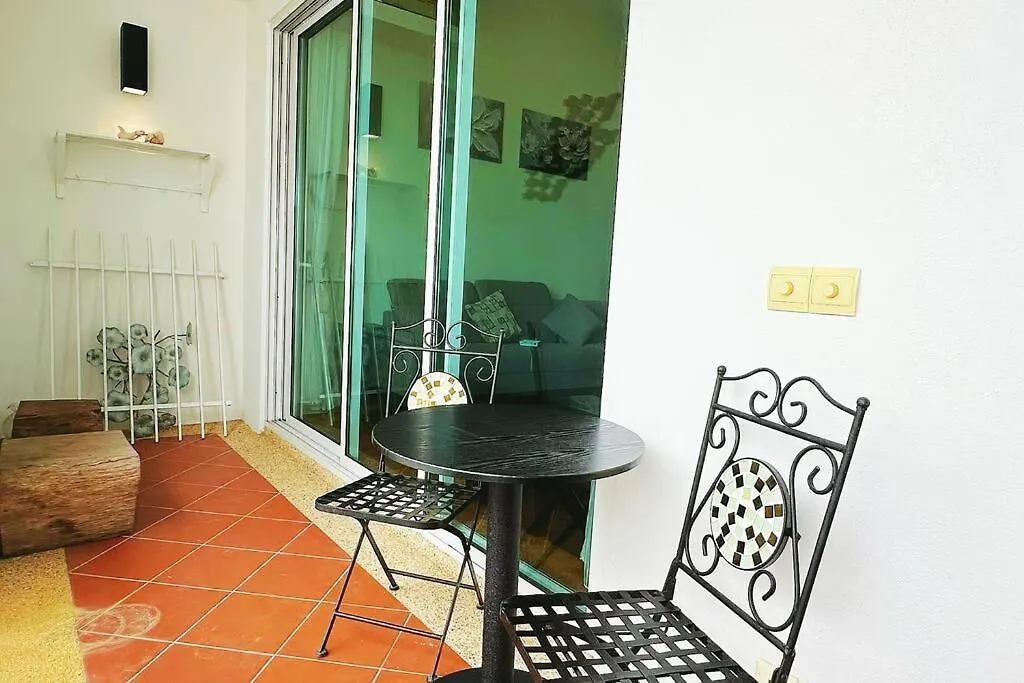 Straits Quay 1 Bedroom Elegant Suite - Infinity Seaview Tanjung Tokong 0*,