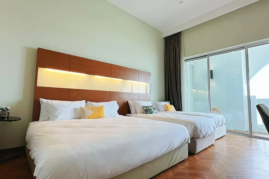 Straits Quay 1 Bedroom Elegant Suite - Infinity Seaview Tanjung Tokong