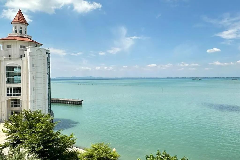 Straits Quay 1 Bedroom Elegant Suite - Infinity Seaview Tanjung Tokong